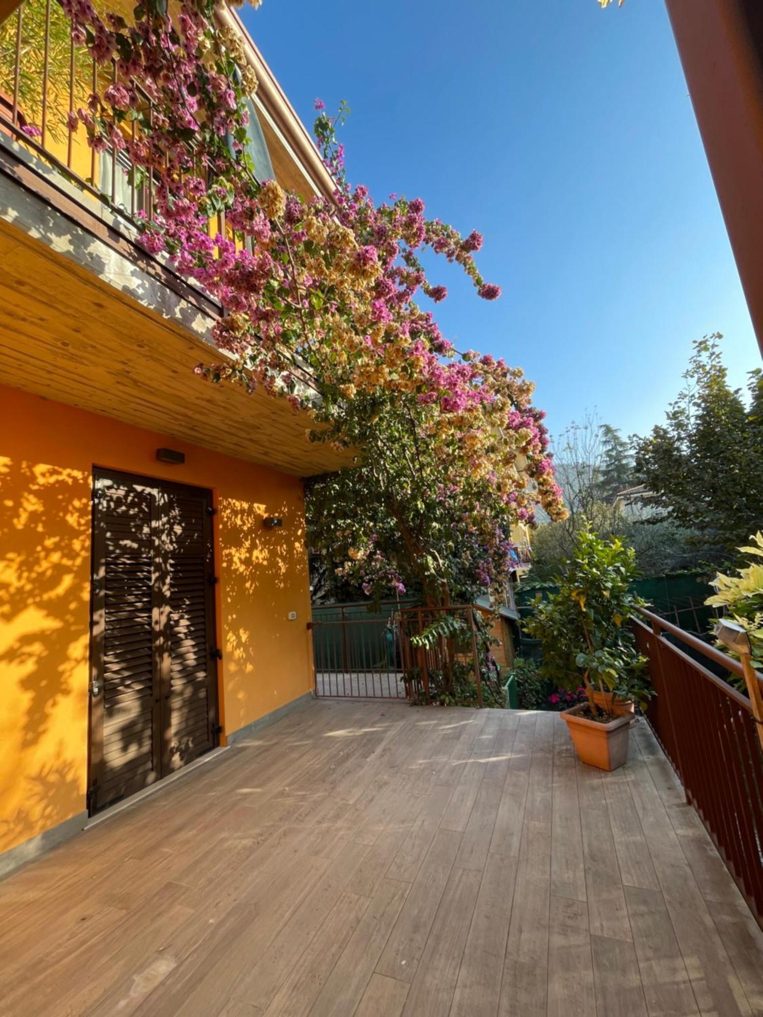 Hotel Divine Cécile à Garde Extérieur photo