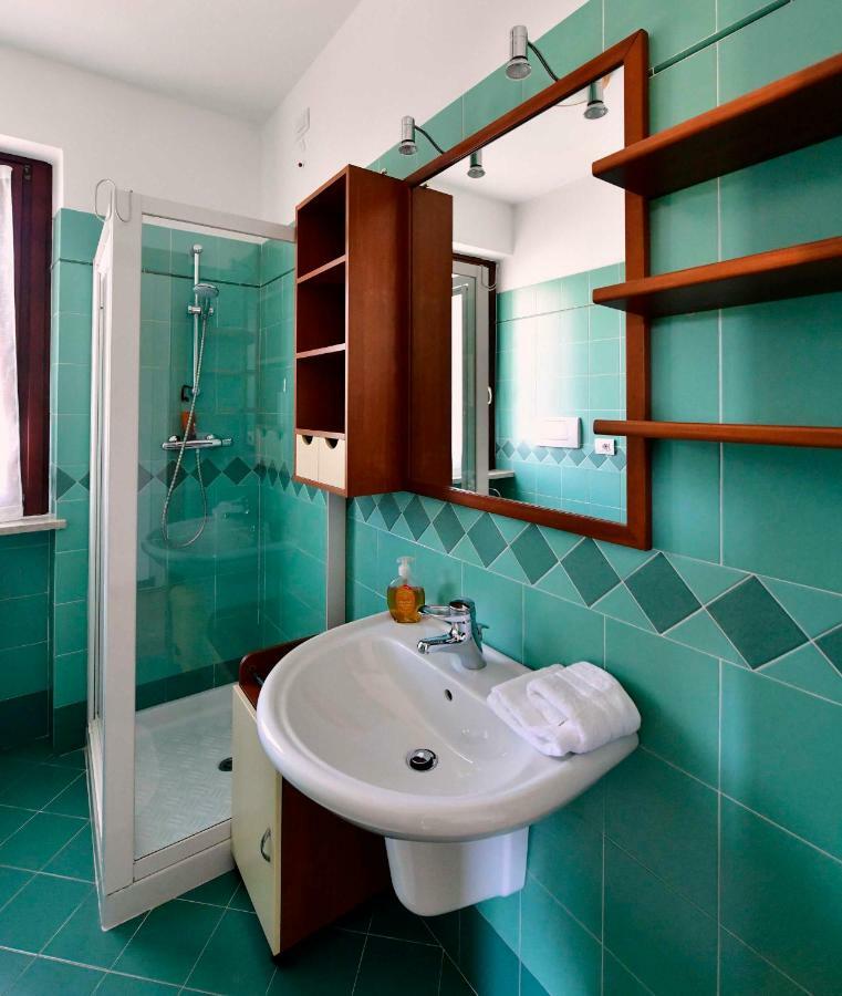 Hotel Divine Cécile à Garde Extérieur photo
