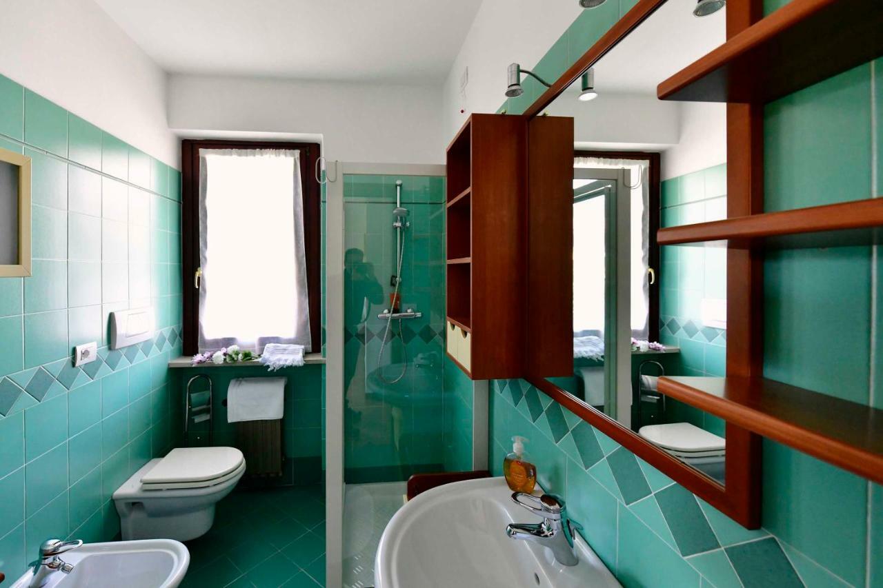 Hotel Divine Cécile à Garde Extérieur photo
