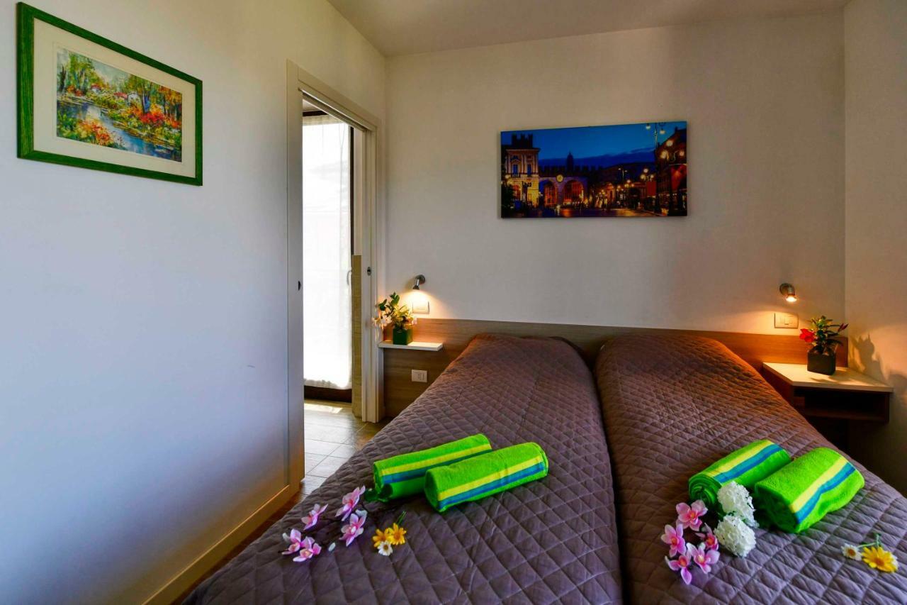 Hotel Divine Cécile à Garde Extérieur photo