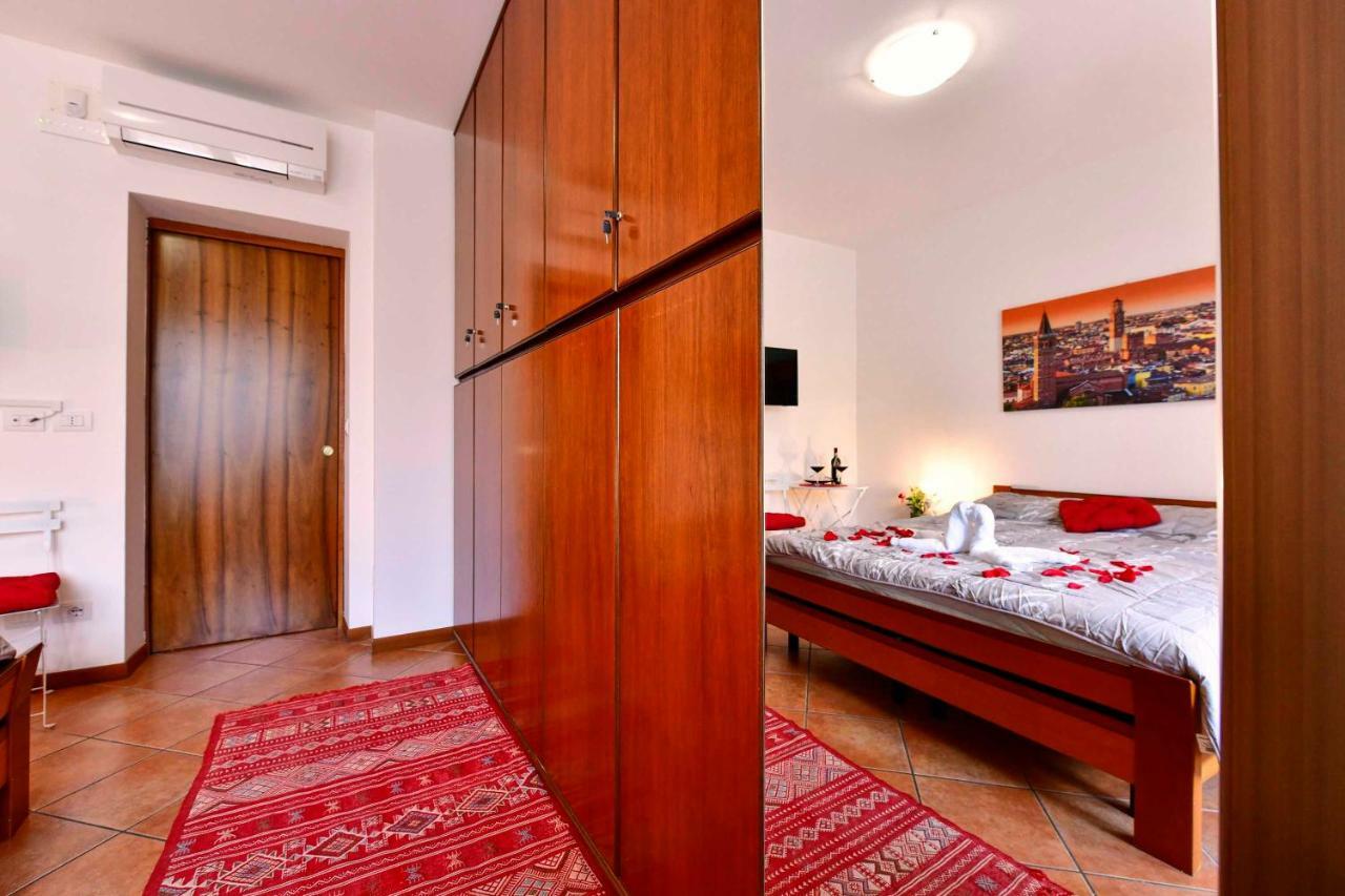 Hotel Divine Cécile à Garde Extérieur photo