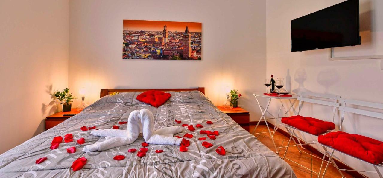 Hotel Divine Cécile à Garde Extérieur photo