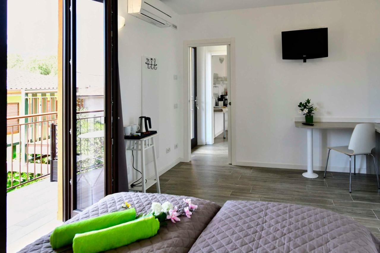 Hotel Divine Cécile à Garde Extérieur photo